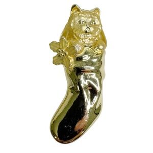 AJC Gold Cat Stocking Brooch Christmas Pin Vintage American Jewelry Company